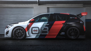 Car number garage open futurism - a garage door open free wallpaper