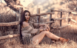 Aramenta vail fence dress boots - her hip free wallpaper for desktop