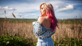 Pink haired woman field clouds - anna hotchkis free wallpaper