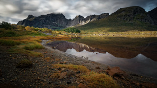 Mountain lake cloudy sky nature 3 - a lake in the foreground free wallpaper