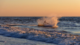 Surfboard wave ocean sunset impressionist - dave allsop free wallpaper