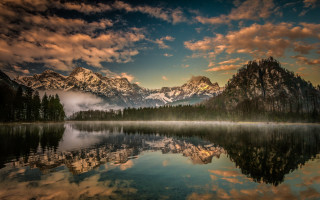 Mountain reflection lake forest clouds - a forest in the foreground free wallpaper for desktop