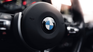 Bmw steering wheel panfuturism blurry - f 1. free wallpaper