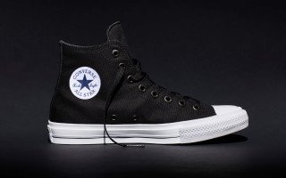 Black converse shoe white star - a white star free wallpaper