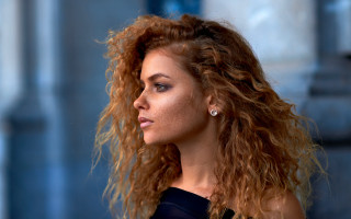 Red haired woman serious profile - pointillism free wallpaper