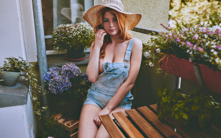 Woman hat bench flowers anna - a bench next free wallpaper