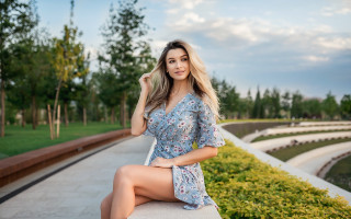 Woman park sky green dress - a bench and trees free wallpaper
