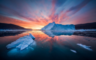 Iceberg lake sunset clouds mountain 2 - a large iceberg free wallpaper