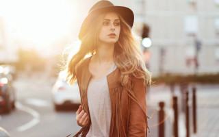 Woman hat jacket street car - a handbag free wallpaper