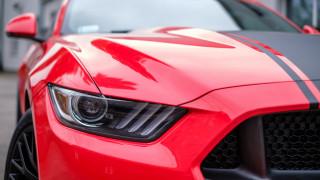 Red mustang black stripe hood 2 - a black stripe free wallpaper