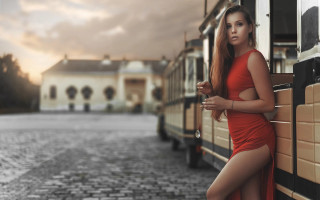 Woman red dress bus background - cinematic photography free wallpaper