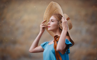 Blonde woman blue dress straw - her hat free wallpaper