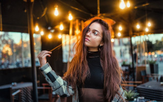 Woman longhair restaurant ceiling bokeh - a restaurant free wallpaper