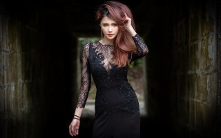 Woman black dress tunnel portrait - chen lu free wallpaper