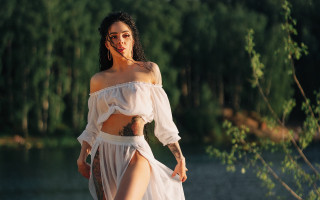 Woman white dress lake forest - a lake free wallpaper