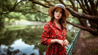 Elina karimova lake park fashion - a woman in a hat free wallpaper