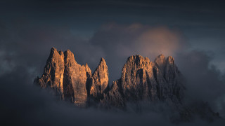 Mountain peak clouds sunset matte - tall peak free wallpaper