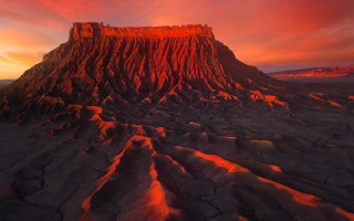 Mountain sunset clouds fire embers - pretty free wallpaper