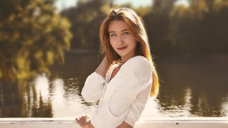 Elina karimova lake portrait white - a picture in front free wallpaper