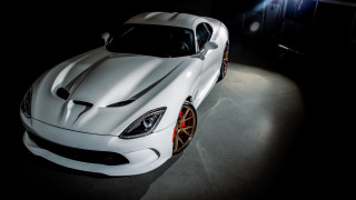 White sports car cobra puzzle - a spotlight free wallpaper