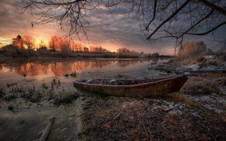 Lake sunset boat autumn cloudy - a cloudy sky in the background free wallpaper for desktop