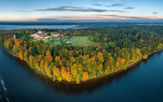 Large island castle trees water - florence engelbach free wallpaper
