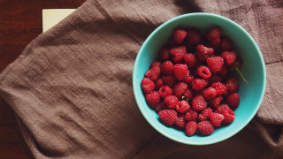 Raspberries napkin table stilllife food - a napkin free wallpaper
