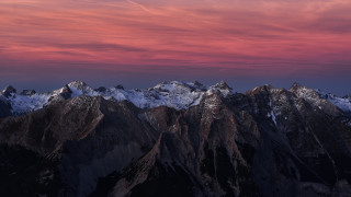 Mountain range pink sky plane - 4k uhd image free wallpaper