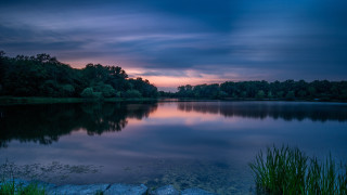 Lake sunset trees clouds impessionist - a sunset in the background and trees free wallpaper