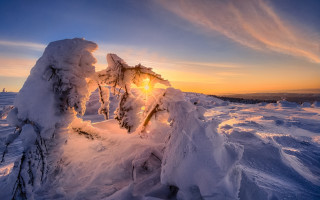 Snow mountain sunset clouds lake - a sun free wallpaper