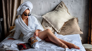 Woman robe bed reading towel - a towel free wallpaper
