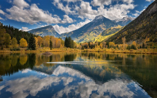 Mountain lake forest sky reflection 6 - free autumn wallpaper