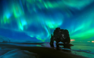 Large rock water aurora mystical - sky free wallpaper