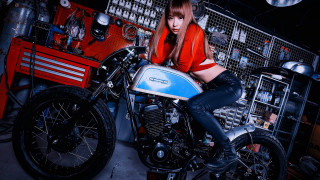 Woman motorcycle garage tools jeans - magazine free wallpaper