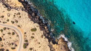 Beach ocean road boat forest - exekia free wallpaper