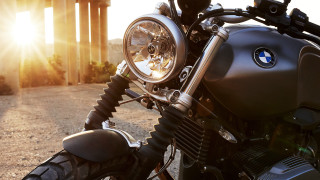 Motorcycle dirtroad sunshine gate photorealism - christian hilfgott brand free wallpaper