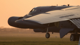 Large jetliner runway precisionism puzzle - godray free wallpaper