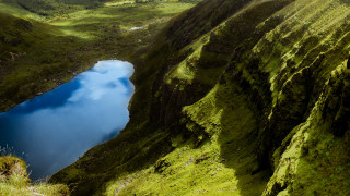 Lake mountains green hills sky - eric auld free wallpaper