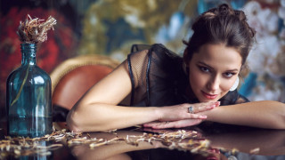 Elegant woman vintage table wine - the table free wallpaper for desktop