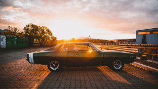 Car sunset cityscape mountain urban - free retro wallpaper