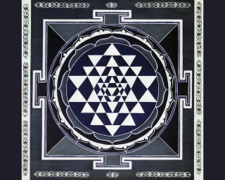 Srila circle black white border - the edge free wallpaper