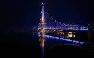Bridge night city lights reflection - photography free wallpaper
