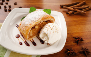 Dessert icecream cinnamon plate table - a dessert free wallpaper