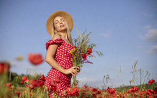 Woman red dress hat flower - red flower free wallpaper for desktop