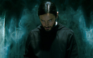 Weird hair beard green background - weird free wallpaper