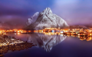 Mountain city night water lights - artur grottger free wallpaper for desktop