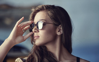 Woman sunglasses ring hair mole - charlotte harding free wallpaper