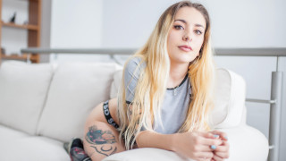 Woman couch tattoo blonde roses - fructose free wallpaper for desktop