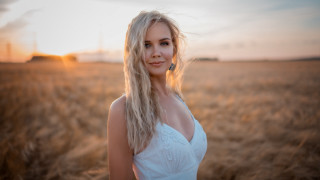 Wheat field sunset blonde portrait - a field of wheat free wallpaper