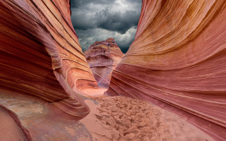 Canyon tall rock formation cloudy - a canyon free wallpaper